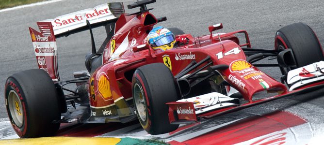 Fernando Alonso: "El de Silverstone es un circuito muy difícil y exigente en las curvas"