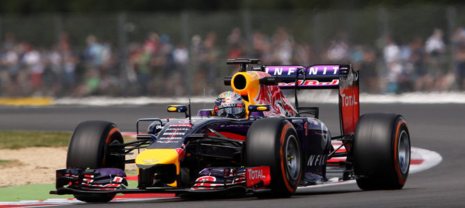 Sebastian Vettel vuelve a lo más alto de la tabla de tiempos en los Libres 3 de Silverstone