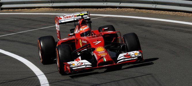 Bianchi y De la Rosa sustituirán a Räikkönen en los test de Silverstone