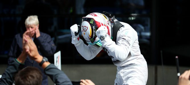 Coulthard: "Hamilton está en forma y así es muy difícil que alguien le pueda vencer"