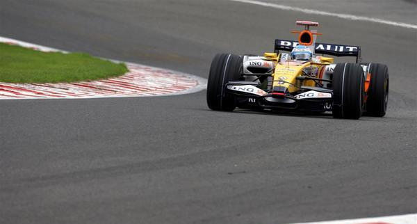 Alonso, el más rápido en los segundos libres de SPA