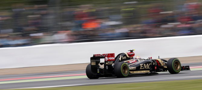 Grosjean: "Hemos trabajado para mejorar el rendimiento en las curvas de baja velocidad"