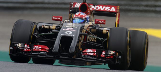 Grosjean: "Hemos trabajado para mejorar el rendimiento en las curvas de baja velocidad"