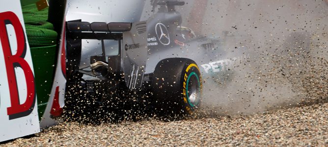 Ferrari y Red Bull estuvieron a punto de protestar por el cambio de discos de Mercedes