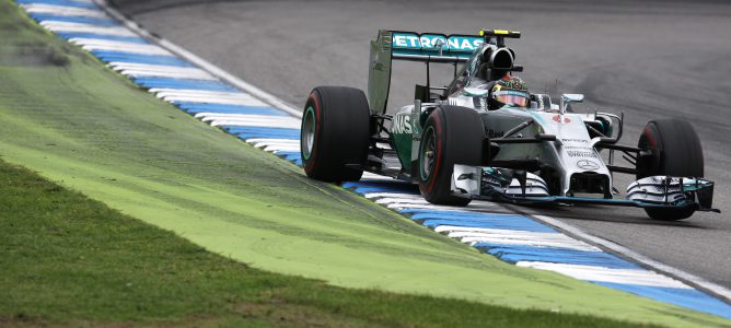 Nico Rosberg indica que los frenos siguen siendo un problema para Mercedes