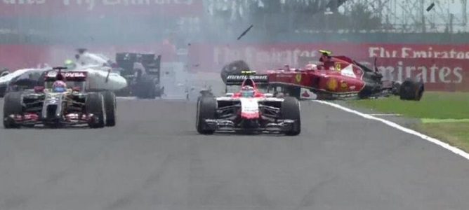 Charlie Whiting: "Hemos recordado a todos los pilotos cómo deben reincorporarse a pista"