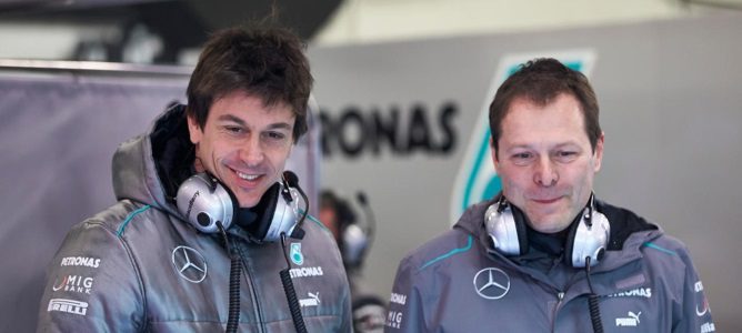 Aldo Costa descarta regresar a Ferrari y afirma trabajar ya con Mercedes en el coche de 2015