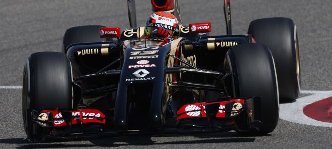 Pastor Maldonado: "Lotus y Williams tienen formas de trabajar muy diferentes"