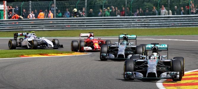 Mercedes toma medidas disciplinarias contra Nico Rosberg y dejará luchar a sus pilotos