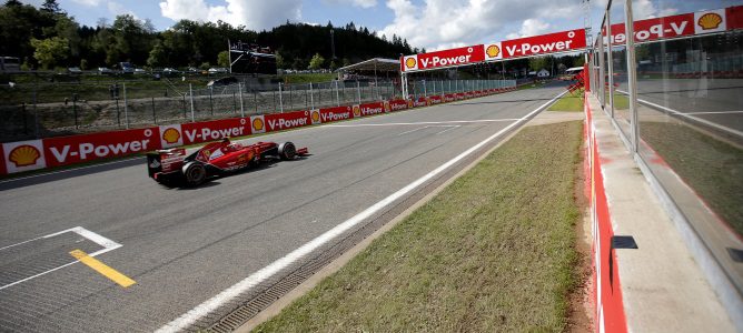Kimi Räikkönen asegura tener aún dificultades con el manejo del F14-T