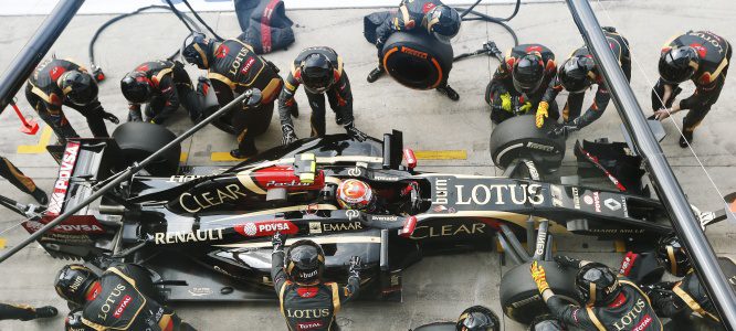 Pastor Maldonado: "Hemos rodado a un ritmo constante sin temer por los coches de atrás"