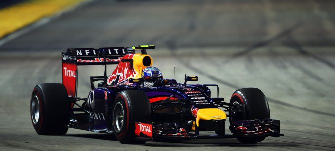 Eric Boullier cree que Red Bull mandó mensajes codificados a Ricciardo en Singapur