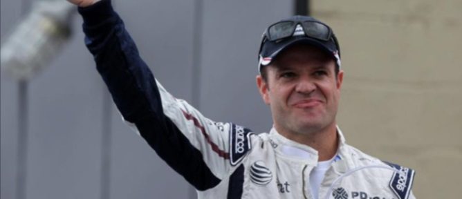 Rubens Barrichello le ha ofrecido a Toto Wolff ser el tercer piloto para 2015
