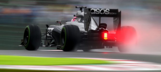 Jenson Button: "En estos momentos realmente no importa la carrera sino que Jules esté bien"