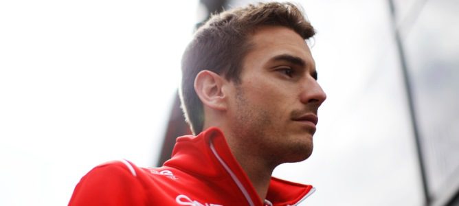 COMUNICADO FIA: "Jules Bianchi ha sufrido un traumatismo craneal severo y está siendo operado"