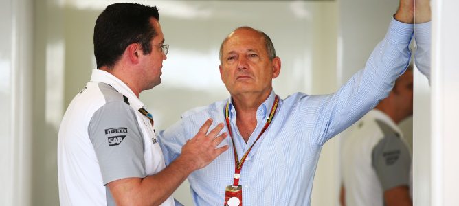 Ron Dennis afirma que McLaren no probará el nuevo motor Honda hasta final de año