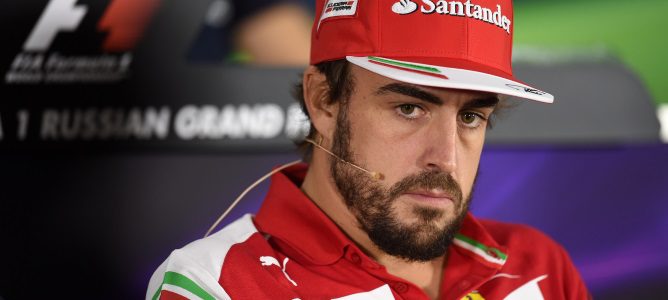 Fernando Alonso: "Va a ser duro emocionalmente, pero competiremos por Jules Bianchi"