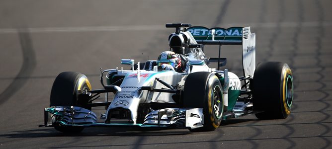 Lewis Hamilton gana el primer Gran Premio de Rusia