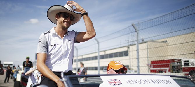 Button podría pasar de McLaren después de replantearse su futuro