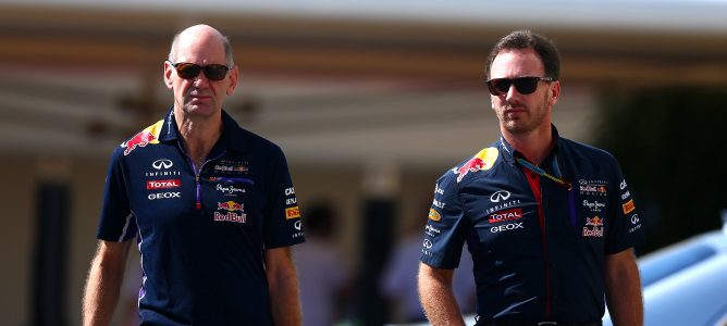 Adrian Newey opina sobre la descalificación: "Los otros coches están haciendo lo mismo"