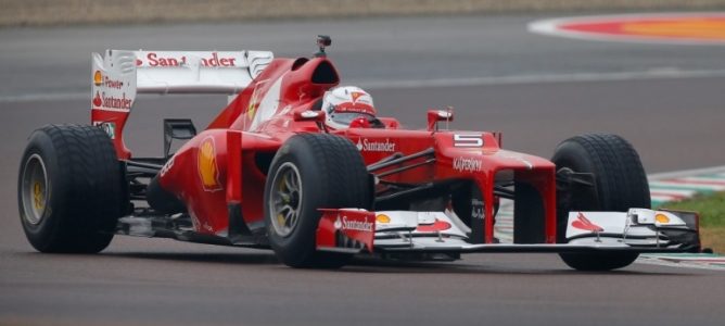 Sebastian Vettel debuta con Ferrari al volante de un F2012 en Fiorano