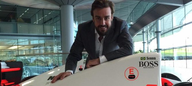 Fernando Alonso se compromete a largo plazo con McLaren: "Estoy aquí para ganar"