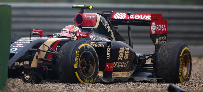 Pastor Maldonado, sobre las críticas de los aficionados: "Todos cometemos errores"