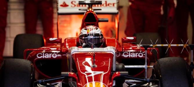 Kimi Räikkönen lidera la mañana del despertar de McLaren en Jerez