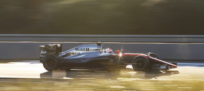 McLaren se adelanta y anuncia su alineación de pilotos para los primeros test en Barcelona