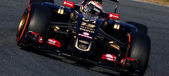 Pastor Maldonado sorprende y lidera en el primer día de test de la primera ronda en Barcelona