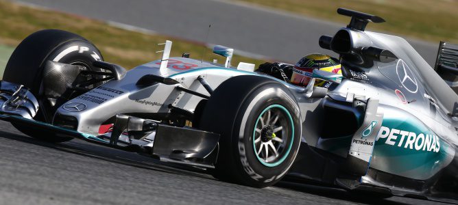 Rosberg duda para los test de mañana en Montmeló con problemas en el cuello