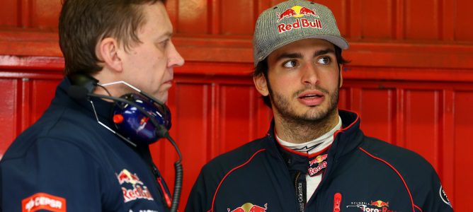 Carlos Sainz sobre el accidente de Alonso: "Es hora de poner punto y final a los rumores"