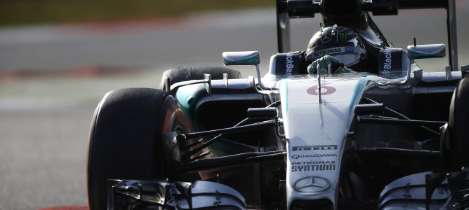 Nico Rosberg lidera la primera sesión de entrenamientos libres del GP de Australia 2015