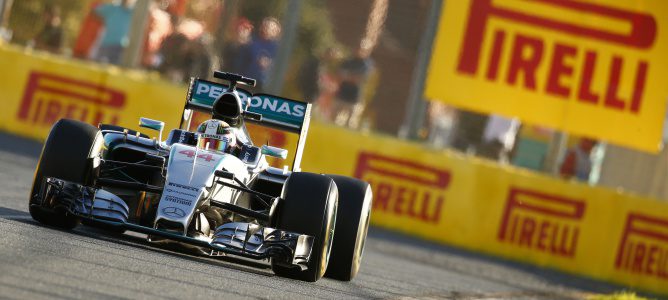 Lewis Hamilton al frente de la tercera sesión de entrenamientos libres del GP de Australia 2015