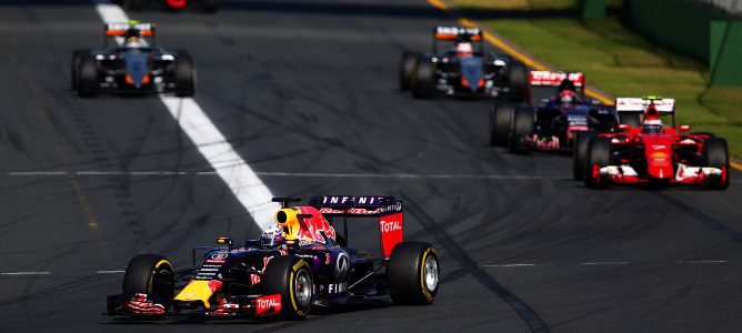 Daniel Ricciardo: "El principal problema es la manejabilidad y la potencia"