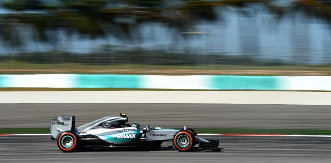 Alonso y Bottas regresan, Manor se estrena y Rosberg lidera los Libres 1 del GP de Malasia 2015