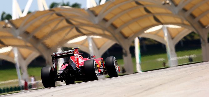 Kimi Räikkönen: "El coche no está perfecto aún, pero estoy seguro de que podemos mejorar"