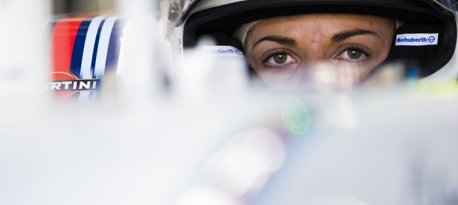 Bernie Ecclestone propone un campeonato paralelo para que las mujeres lleguen a la F1