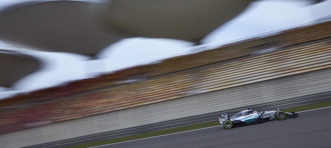 Tres de tres para Lewis Hamilton: el más rápido en los últimos libres del GP de China 2015