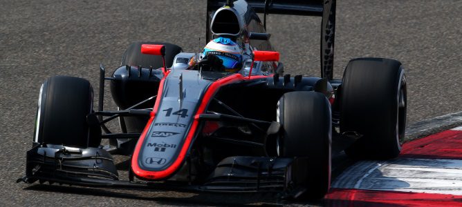 Fernando Alonso: "En los test hice 12 vueltas, en Malasia 22 y, en China, he acabado la carrera"
