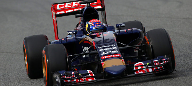 Helmut Marko: "Max Verstappen está haciendo un gran trabajo"
