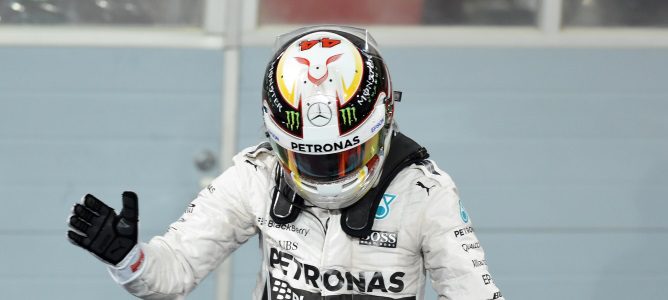 Niki Lauda: "Lewis Hamilton correrá con Mercedes el año que viene, os lo aseguro"