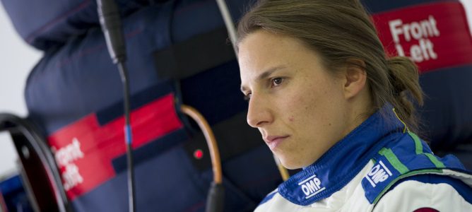 Simona de Silvestro rechaza la competición femenina de Ecclestone: "No es la forma de proceder"