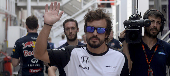 Flavio Briatore defiende la salida de Alonso: "En Ferrari solamente son segundos"