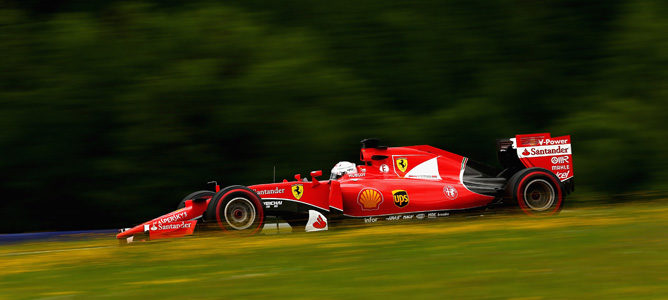 Sebastian Vettel marca el mejor tiempo en unos libres 3 marcados por la lluvia en Austria