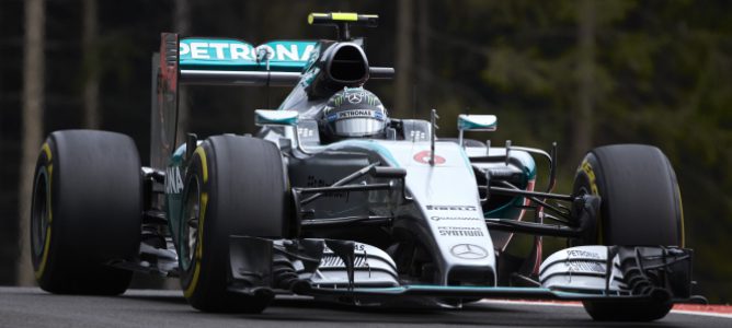 Puñetazo en la mesa de Nico Rosberg en Gran Premio de Austria 2015