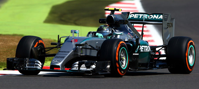 Nico Rosberg se reafirma liderando los Libres 2 del GP de Gran Bretaña 2015