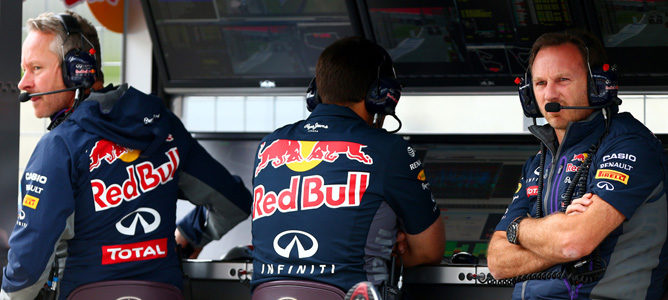 Christian Horner seguirá vinculado a Red Bull: "He firmado una extensión de mi contrato''