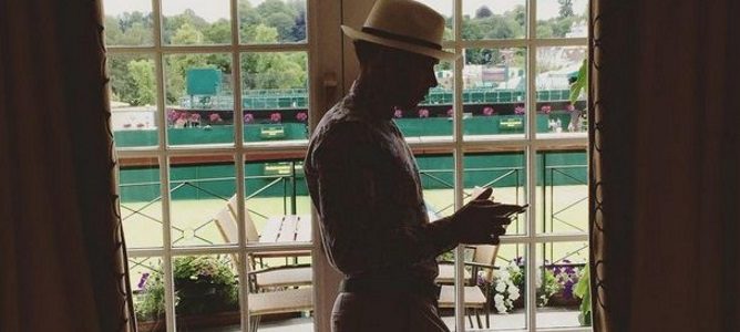 Lewis Hamilton se queda fuera de la final de Wimbledon por no llevar la indumentaria correcta