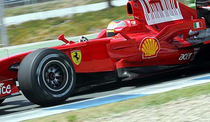 Badoer ya rueda con el "F2008K" en Fiorano